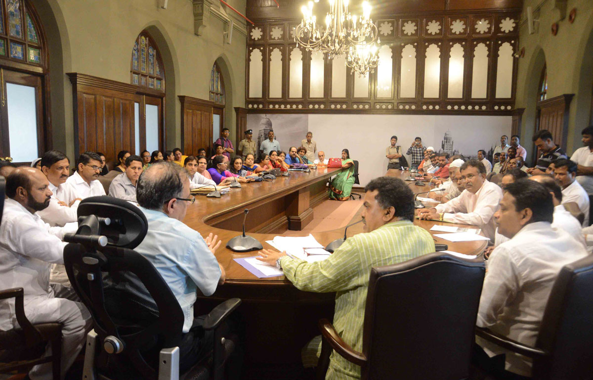 MRCC President Sanjay Nirupam meets BMC Commissioner Ajoy Mehta at BMC Head Ofice Azad Maidan.