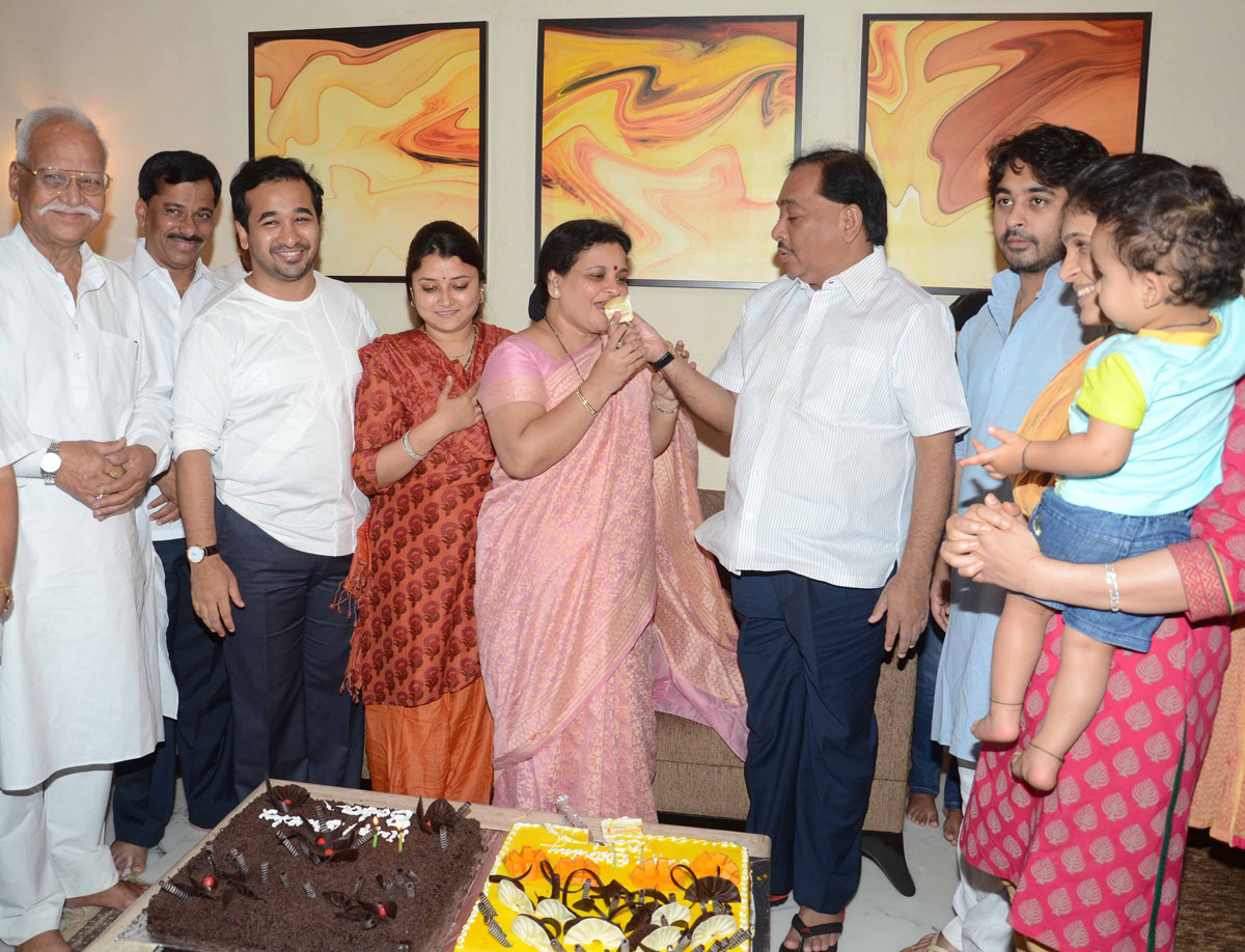 MINISTER NARAYANRAO RANE BIRTHDAY CELEBRATION AT SWANAND BANGLOW BANDRA.