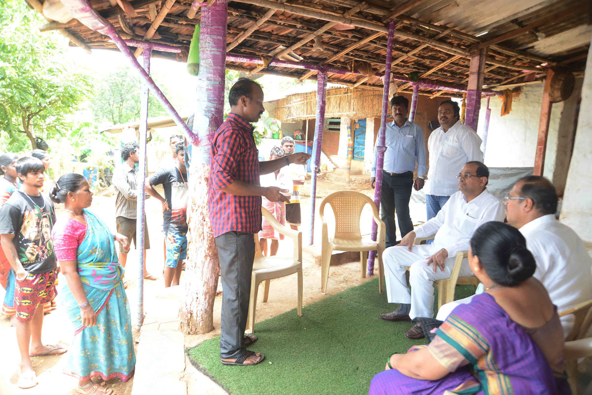Vidhan Parishad Opposition Leader Radhakrishna Vikhe Patil visit at Borivali National Park Adivashi Pada,Aarey Adivashi Pada & Goregaon SRA Colony.