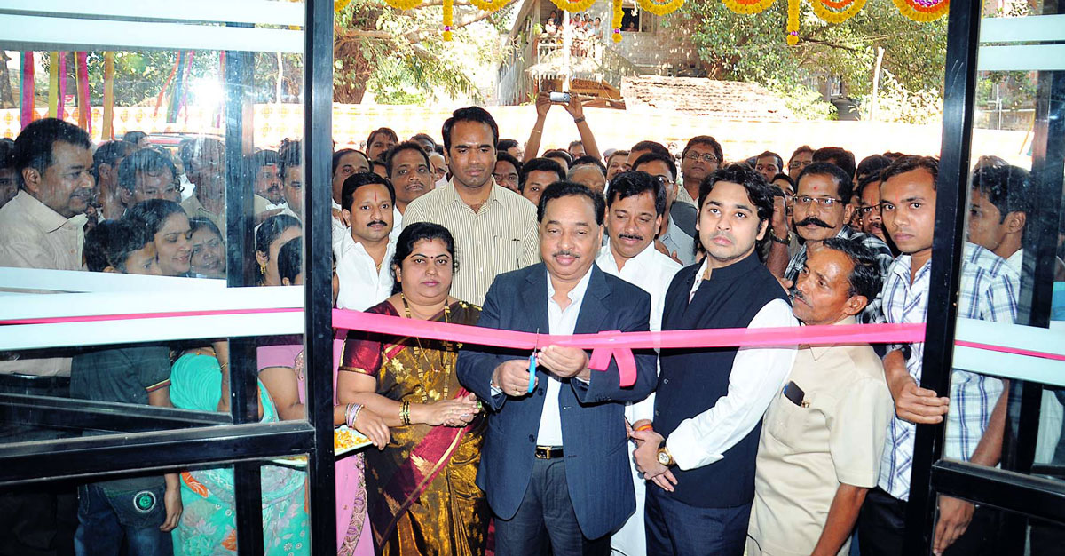 MINISTER NARAYANRAO RANE & MP.DR.NILESH RANE IN KANKAVLI.