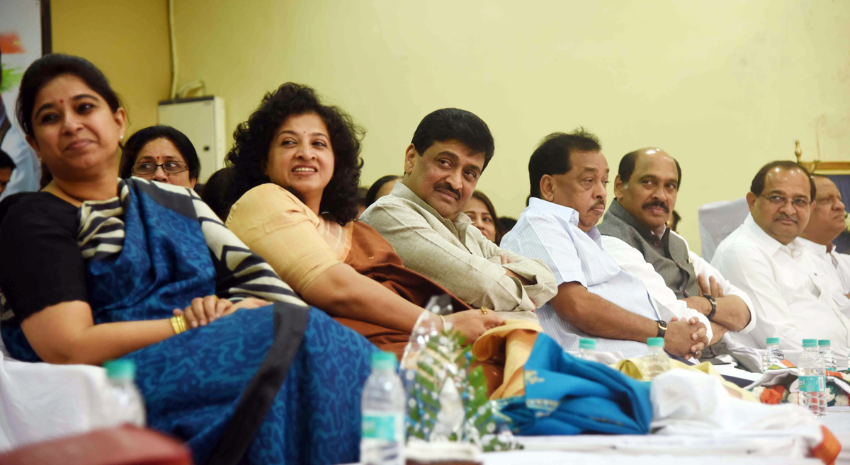 MPCC Newly Appointed Mahila President Charulata Tokas Charge Taking Ceremony at Tilak Bhavan.