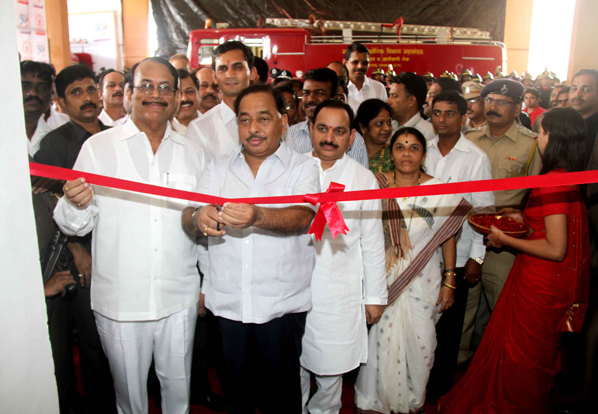 MINISTER FOR INDUSTRIES NARAYANRAO RANE AT MURBAD.