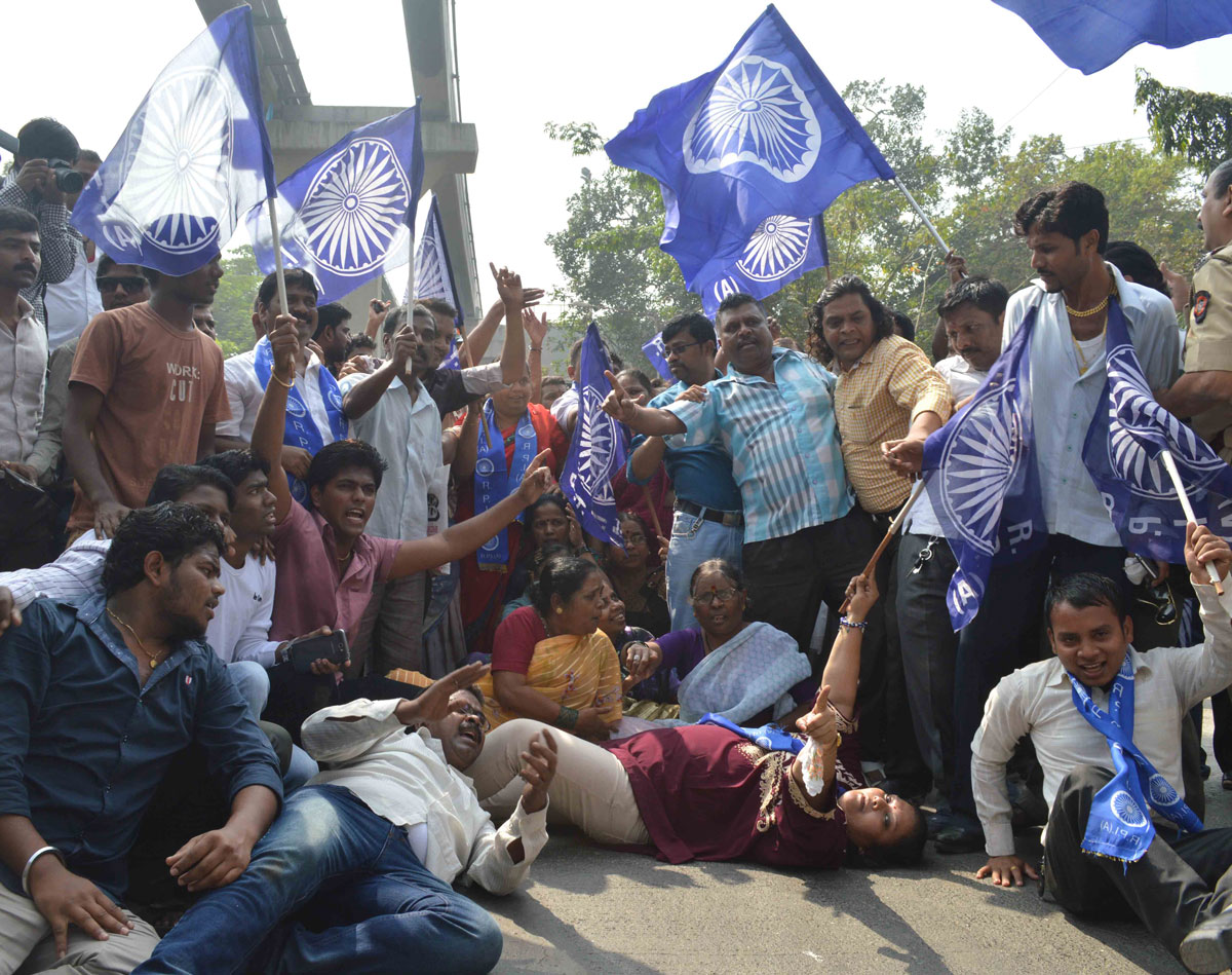 RPI Protest at Chembur Mono Rail Station.