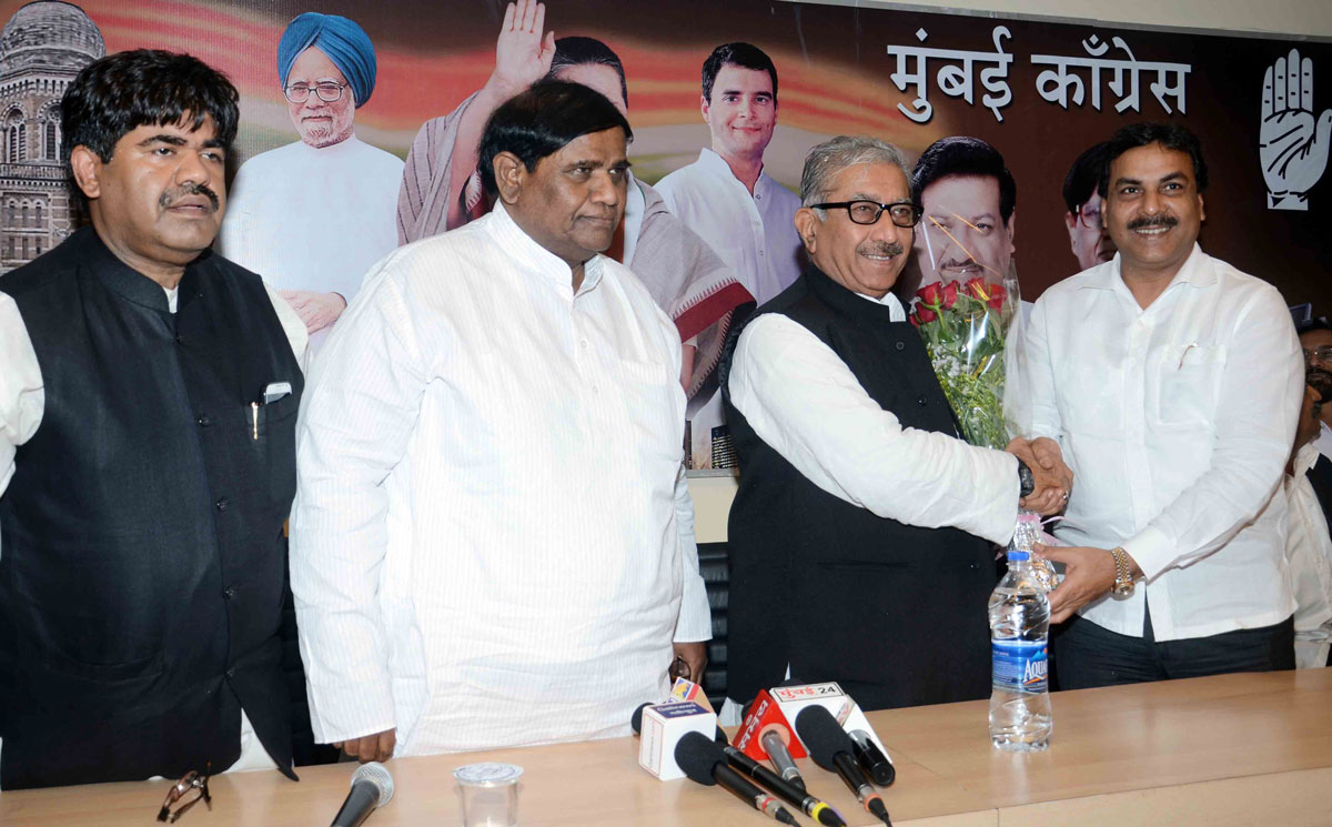 Mumbai Congress welcomes AICC Minority President Adv.Khurshid Ahmed Sayyed at Mumbai Rajiv Gandhi Bhavan.