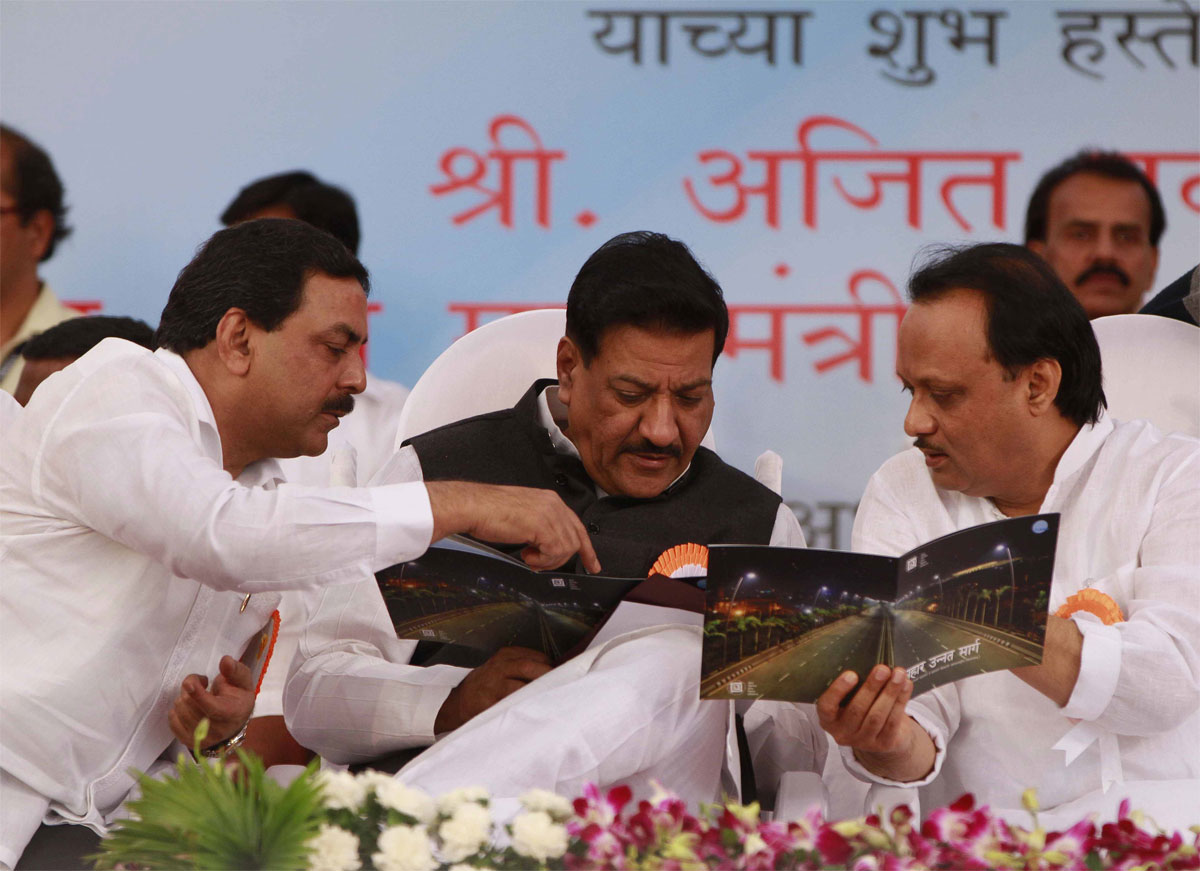 Chief Minister Prithviraj Chavan Inaugurates Sahar Elevated Flyover.