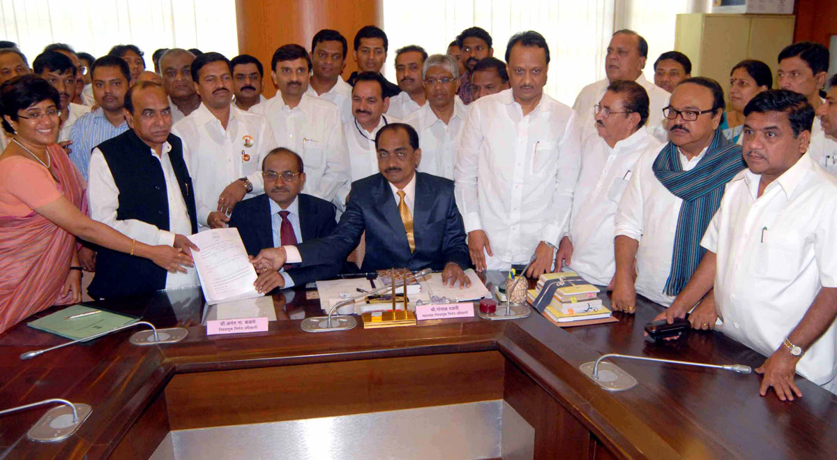 RAJYA SABHA NOMINATION FORM  FILLED BY NCP CANDIDATE D.P.TRIPATHI & VANDANA CHAVAN AT VIDHAN BHAVAN MUMBAI.
