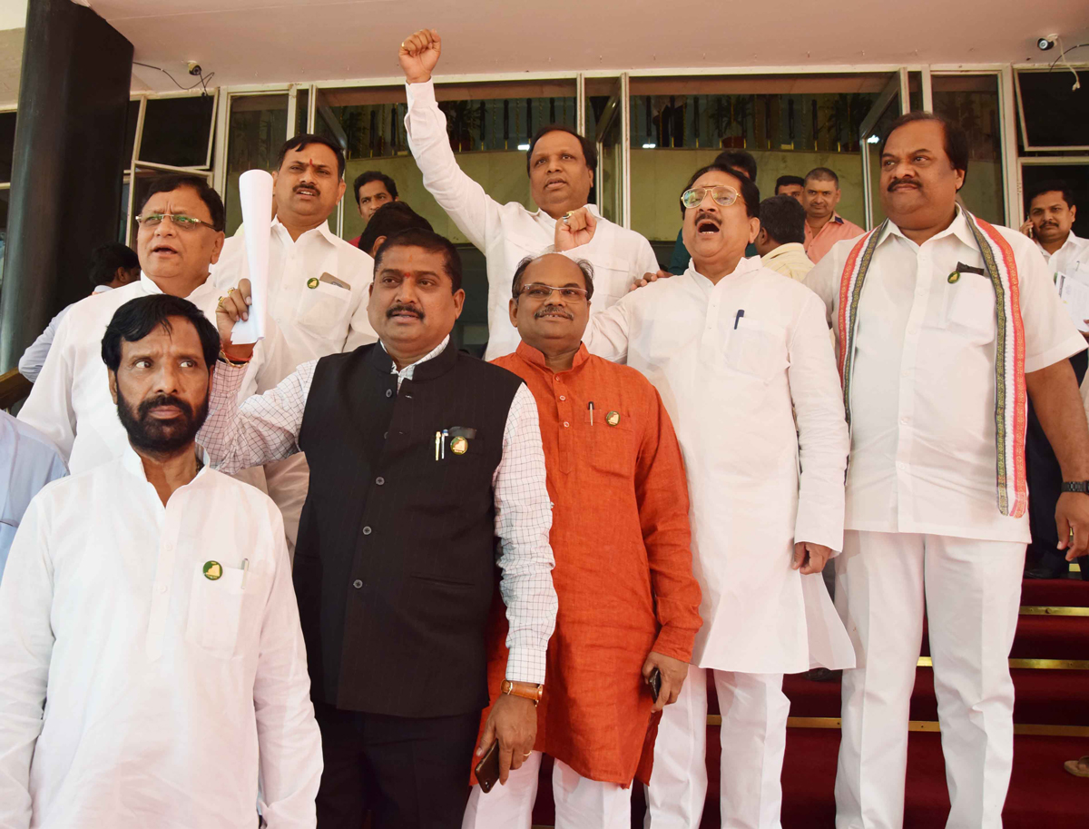 #Mumbai Session:7th Day Assembly Summer Session Mumbai Vidhan Bhavan.