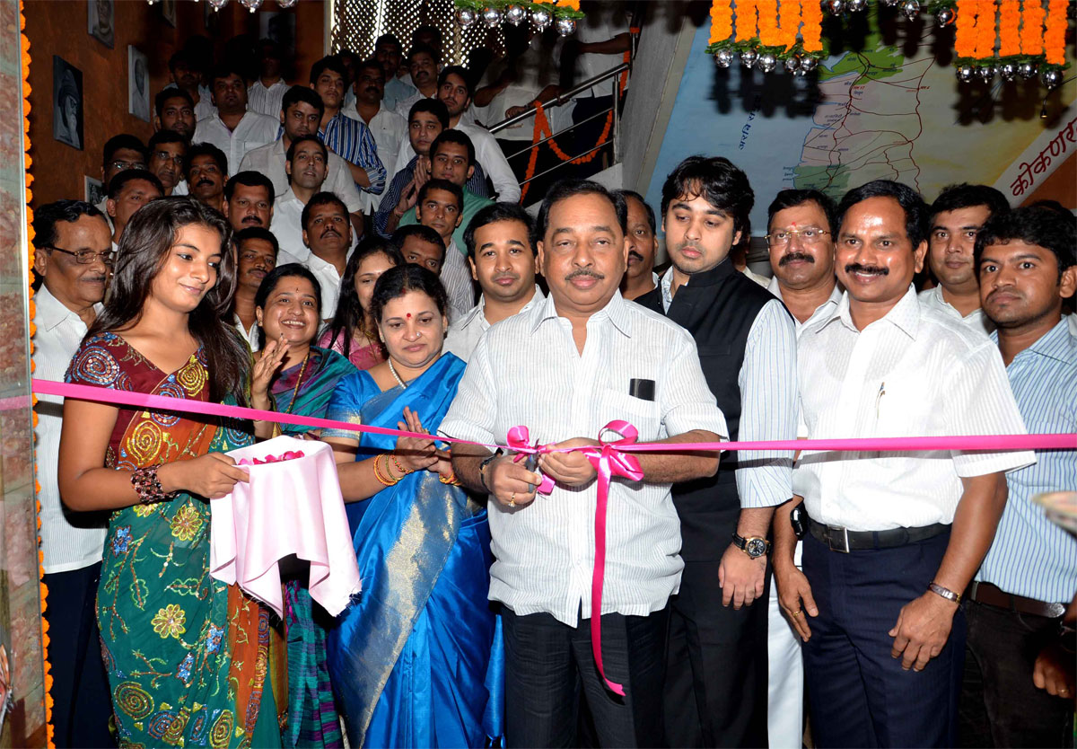 MINISTER NARAYANRAO RANE INAUGURATES SINDHUDURG BHAVAN AT ANDHERI.