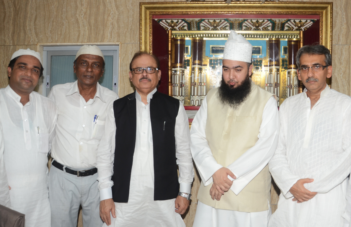 10th ANUAL URS OF SHAHIDEED-E-RAAH-E-MADINAH SAYED ANWAAR ASHRAF URF MUSANNA MIYAN AT CHHOTA SONAPUR M.S.ALI ROAD DO TANKI.