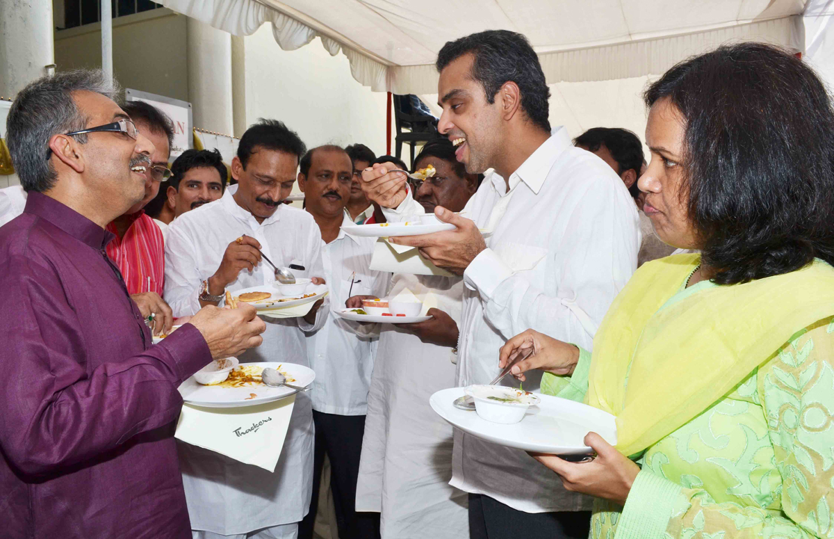 UNION MINISTER MILIND DEORA DIWALI GET TOGETHER AT THAKKAR HALL CHOWPATI.