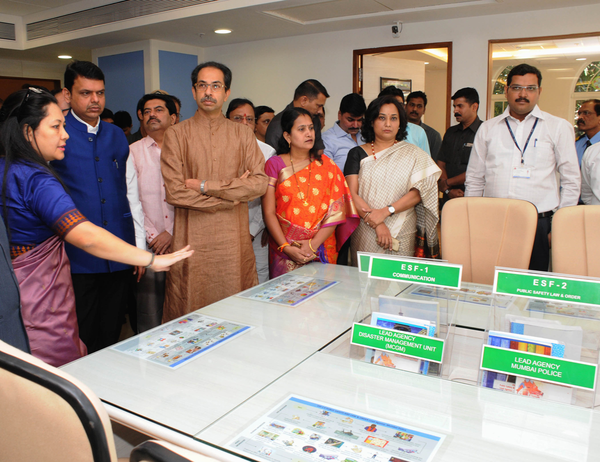Chief Minister Devendra Fadnavis & Shivsena Chairperson Uddhav Thackarey Inaugurates Disaster Management Department at BMC Head Office CST Mumbai.