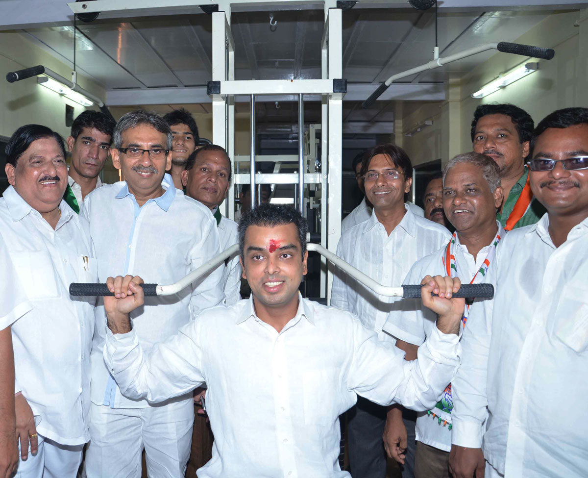 MP.& UNION MINISTER OF STATE MILIND DEORA & MLA AMIN PATEL IN SOUTH MUMBAI MUMBADEVI ASSEMBLY.
