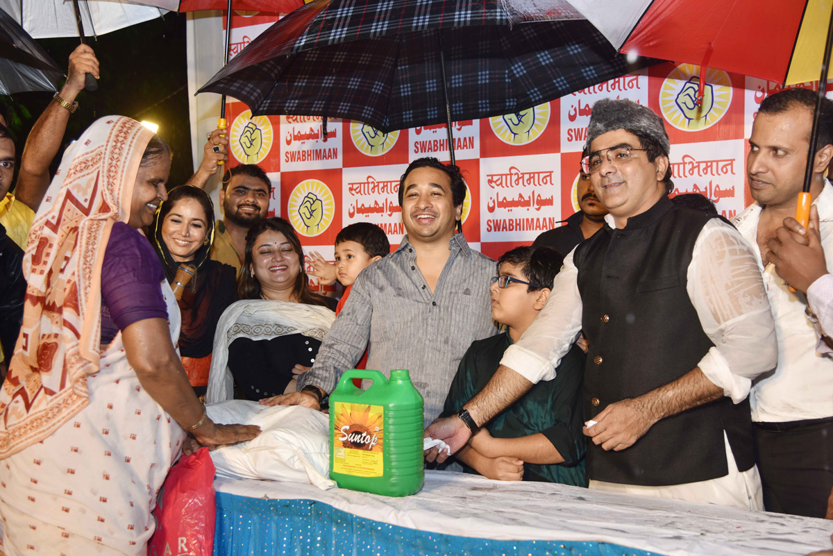 Ramzan Eid Roza Free Ration Distribution at Bandra on occasion MLA Nitesh Rane.