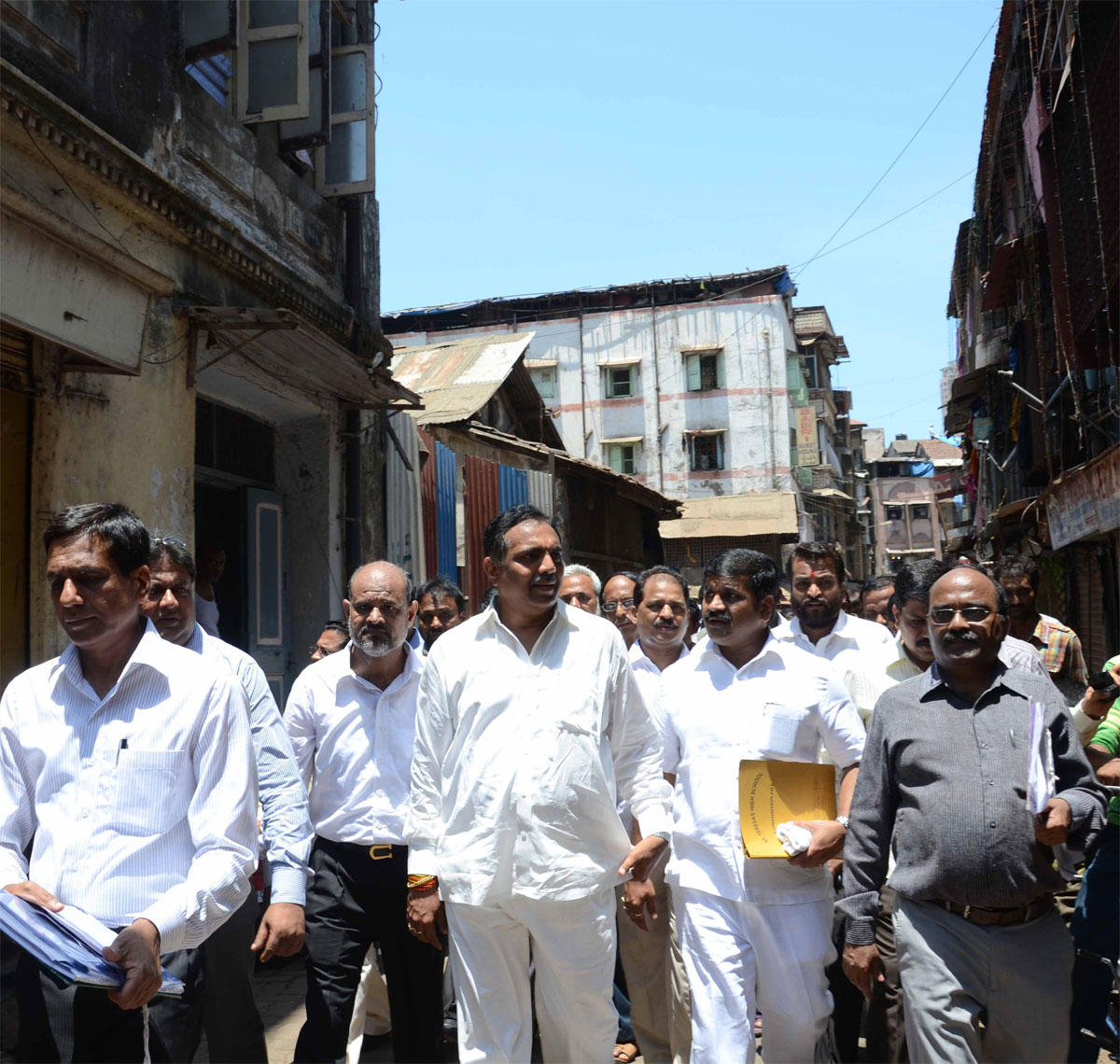 GAURDIAN MINISTER JAYANTRAO PATIL & STATE MINISTER SACHIN BHAU AHIR ON VISIT TO SOUTH MUMBAI.