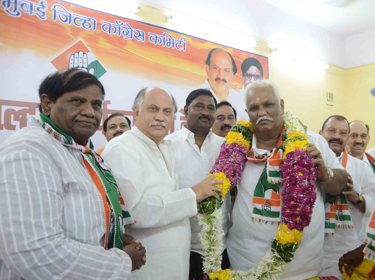 Congress Party Worker's Executive Meeting at Chembur Rajiv Gandhi Bhavan.