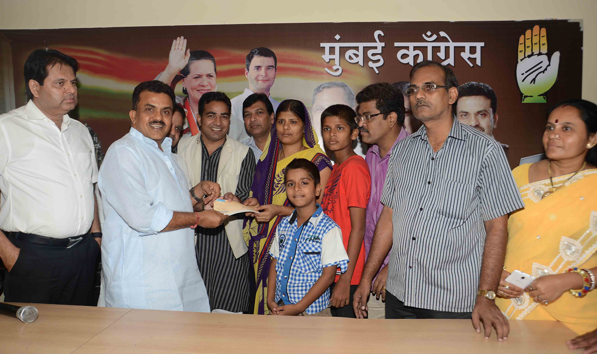 Mumbai Congress President Sanjay Nirupam at Azad Maidan.