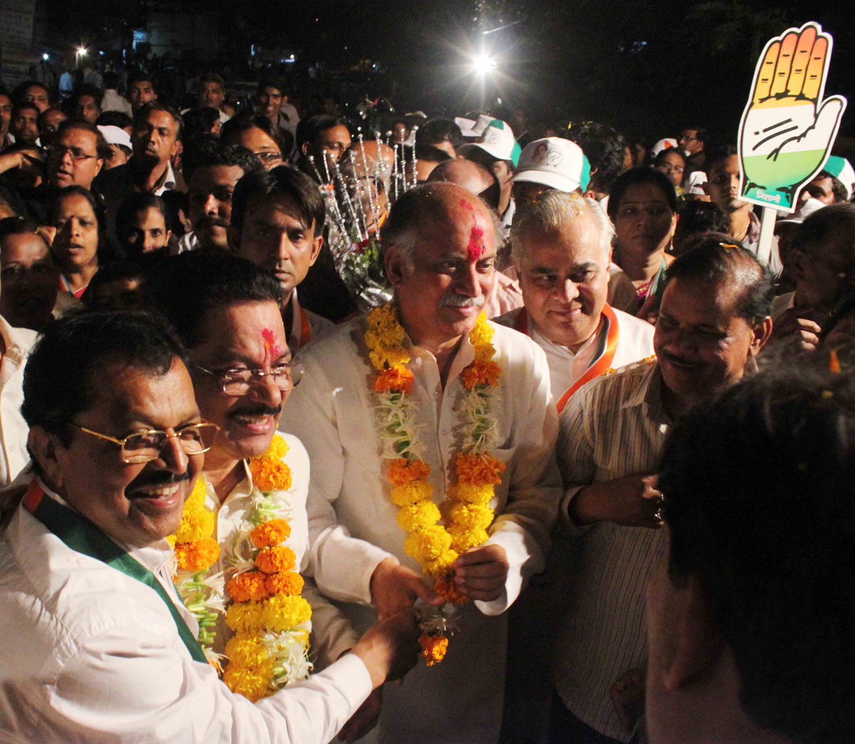 AICC Gen.Secretary & MP.Gurudas Kamat Campaigning Rally for MP Election at Jogeshwari..