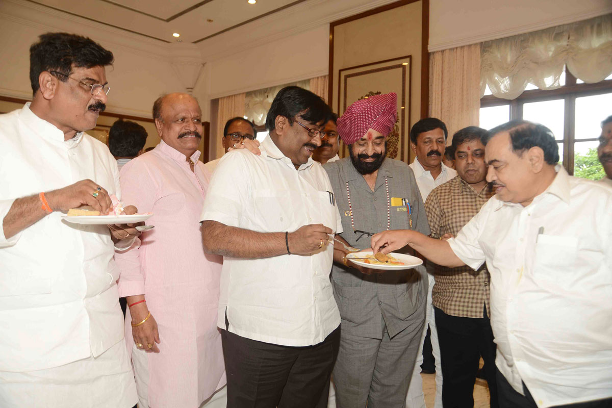 Chief Minister Devendra Fadnavis Tea Party Day before Monsoon Assembly Session at Sahyadri Guest House.