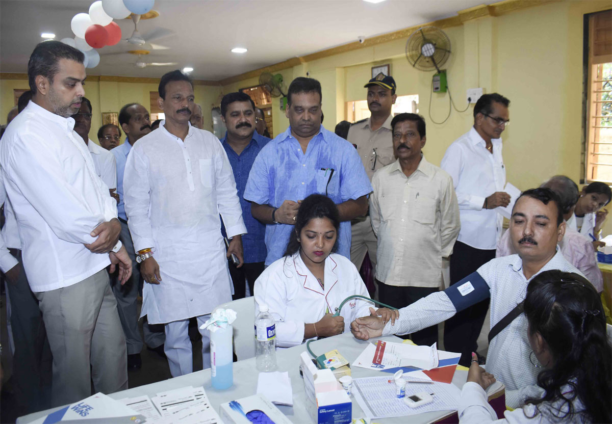Free Health Camp organized by Mumbai Congress at Various Places in Mumbai on the occasion of Congress President Rahul Gandhi's Birthday.