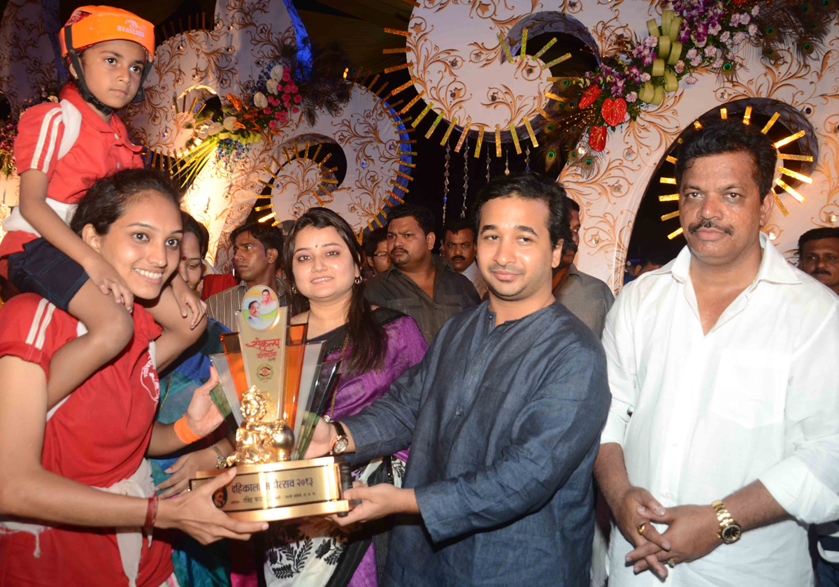 GOVINDA ALA RE ALA !!!!!!