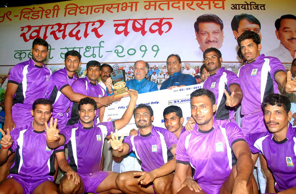 UNION MINSTER OF STATE HOME & TELE COMMUNICATIONS AND IT SHRI.GURUDAS KAMAT AT DINDOSHI MALAD.