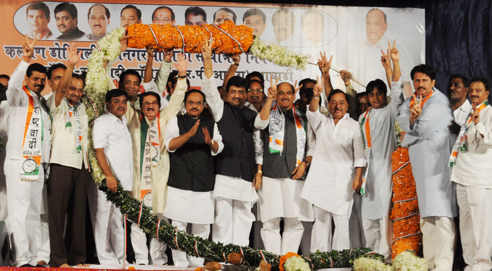 CONGRESS-N.C.P.& RPI (G) LEADERS FOR CAMPAIGN AT KALYAN DOMBIVLI MAHAPLIKA ELECTION,