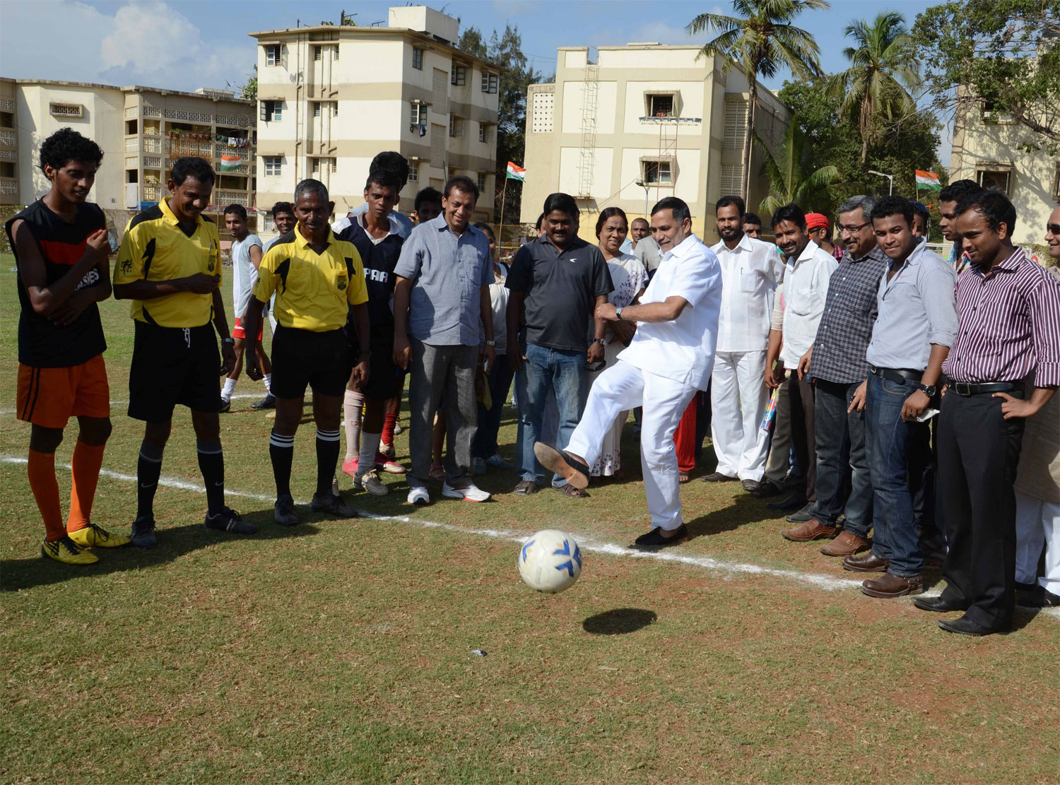 MRCC PRESIDENT & MLA  KRIPASHANKAR SINGH IN FOOTBALL TOURNAMENT AT  KALINA .