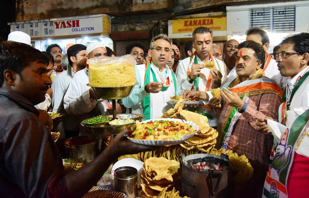 Mumbai Congress President Sanjay Nirupam & Ex.Min.& South Mumbai Congress Party Leader Milind Deora during Election Campaign & Candidates Election OffIce Inauguration in South Mumbai.