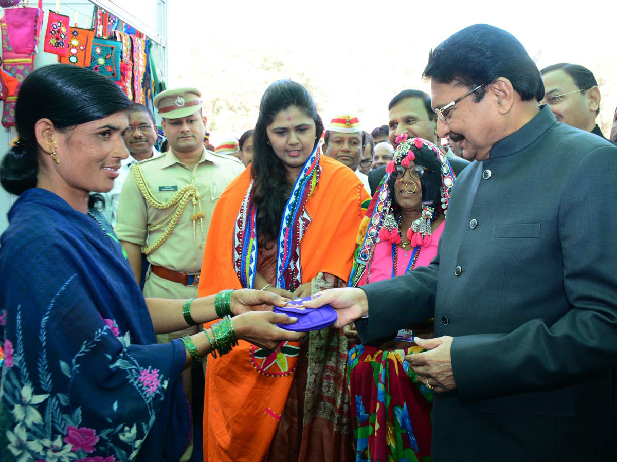 "MAHALAXMI SARAS -2017" .