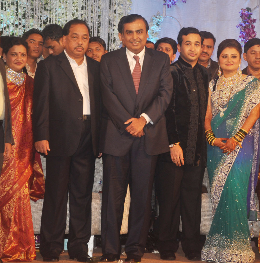 RECEPTION CEREMONY OF NITESH & RUTUJA RANE IN MUMBAI.