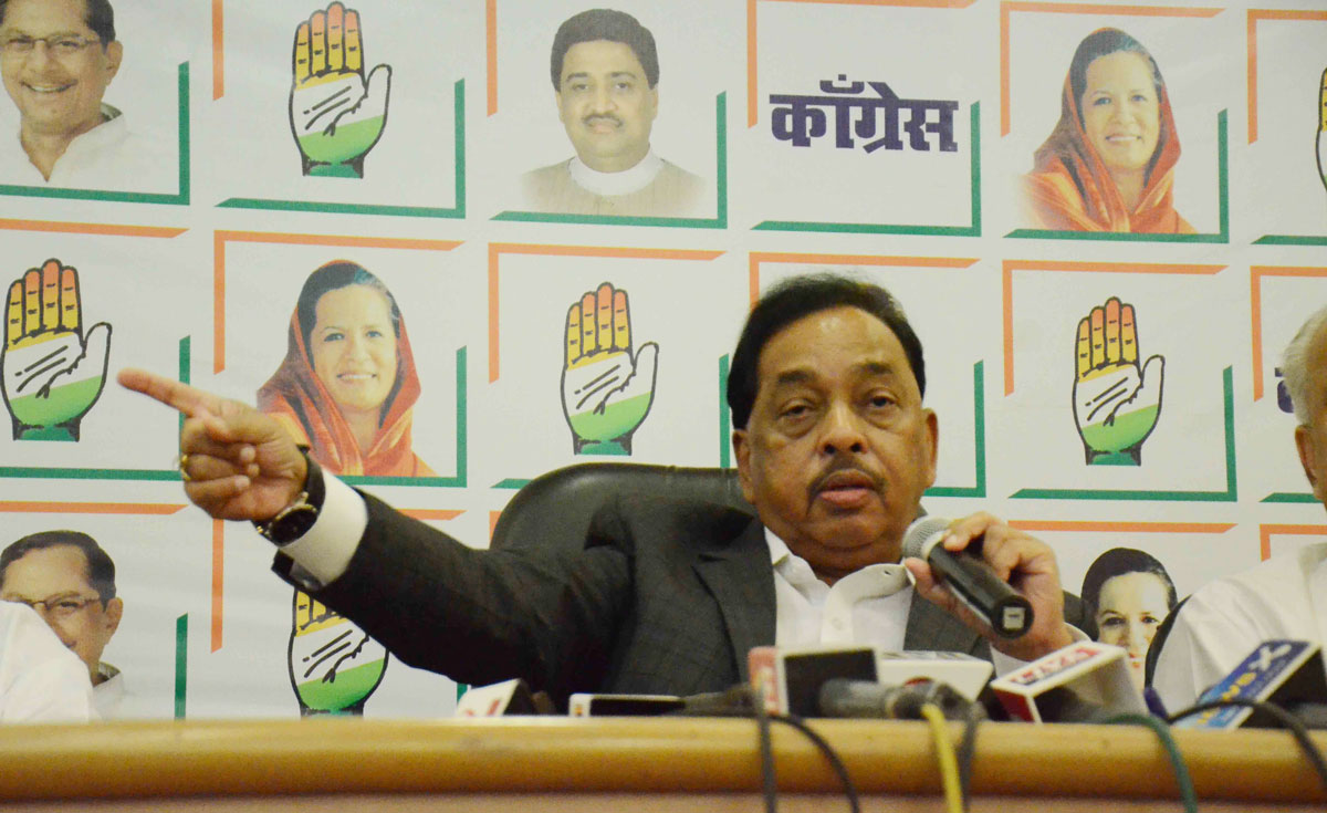 Congress Senior Leader Ex.Chief Minister Narayanrao Rane Press Conference at Gandhi Bhavan.