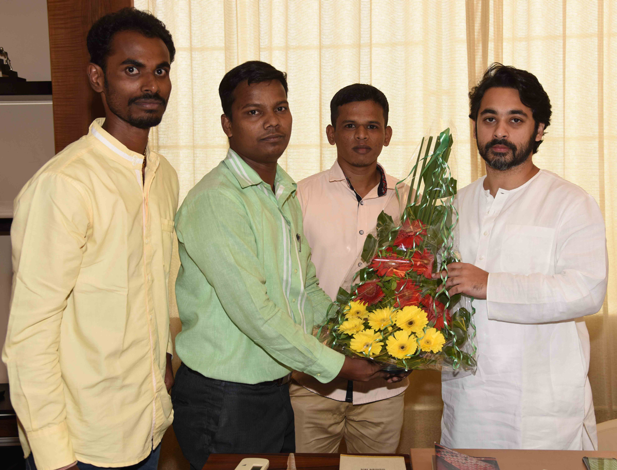 Ex. MP Nilesh Narayanrao Rane On Occasion of Diwali Festival.