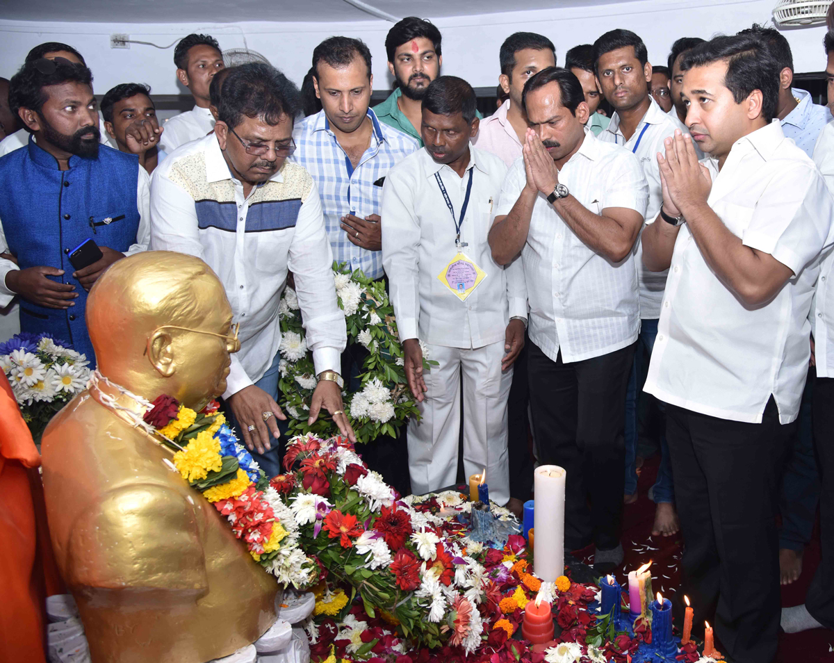 Abhivadan to Bharatna Dr.Babasaheb Ambedkar on his Mahaparinirvan Din at Chaityabhumi Dadar.