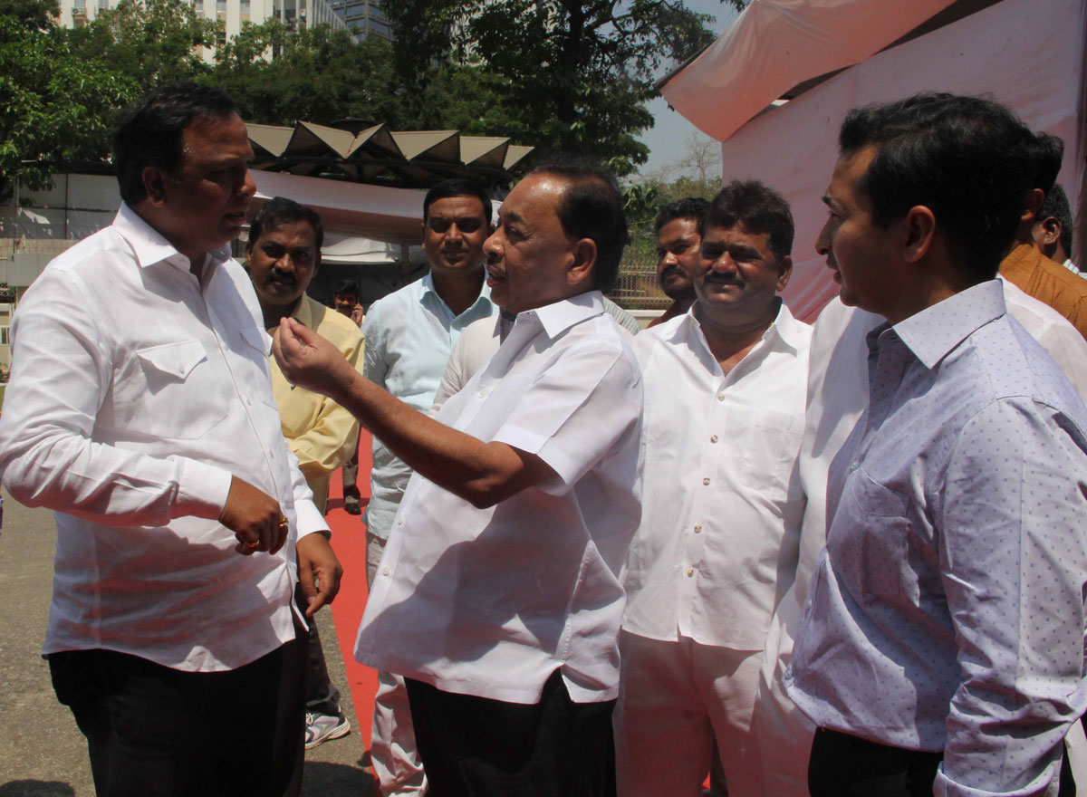 #Budget Session: Ruling Party & Opposition Party Leaders at Vidhan Bhavan Mumbai.