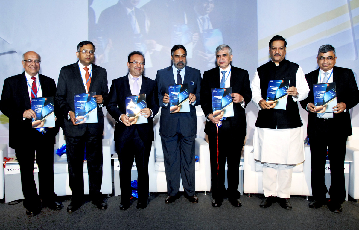 UNION MINISTER FOR COMMERCE & INDUSTRY ANAND SHARMA & CHIEF MINISTER PRITHVIRAJ CHAVAN AT 21ST NASSCOM INDIA LEADERSHIP FORUM 2013 IN MUMBAI.