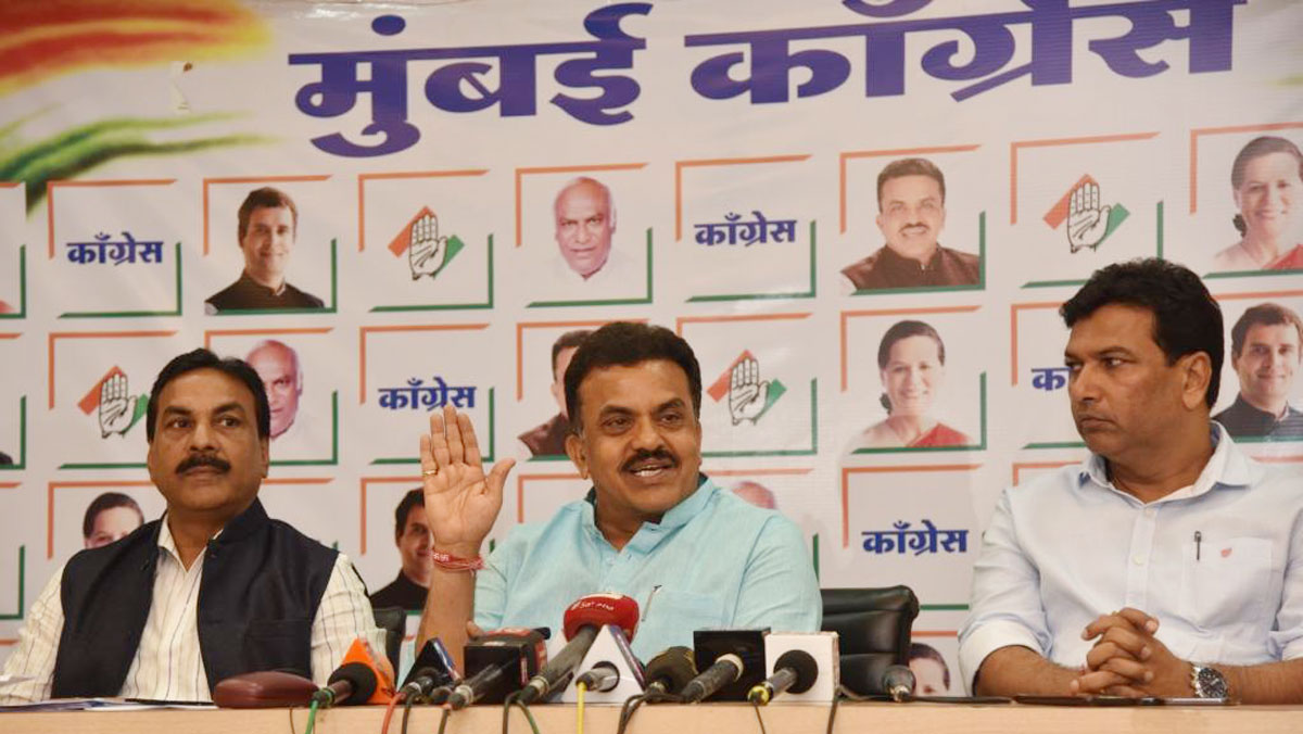 Mumbai Congress President Sanjay Nirupam & MLA Arif Nasim Khan Press Conference at MRCC.