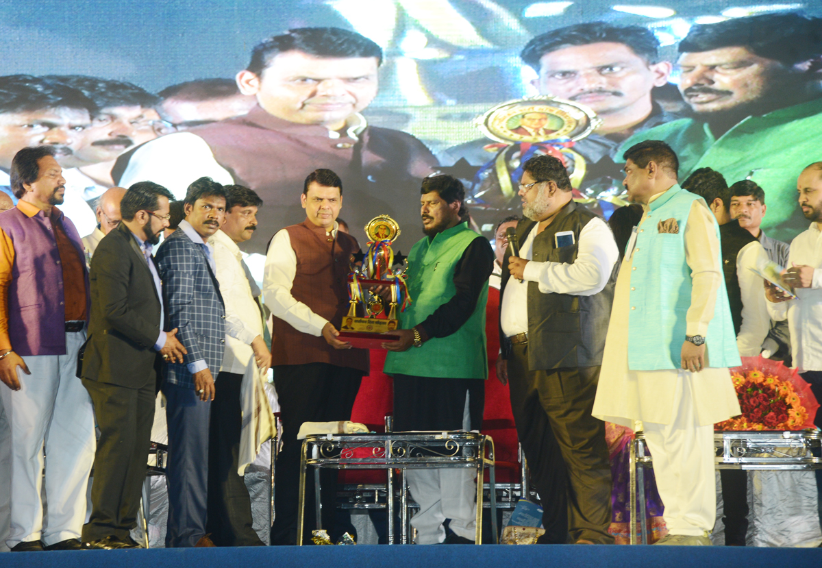Chief Minister Devendra Fadnavis with RPI Leader-Social Justice & Empowerment Minister Ramdas Athawale during RPI Maha Melava at Thane.