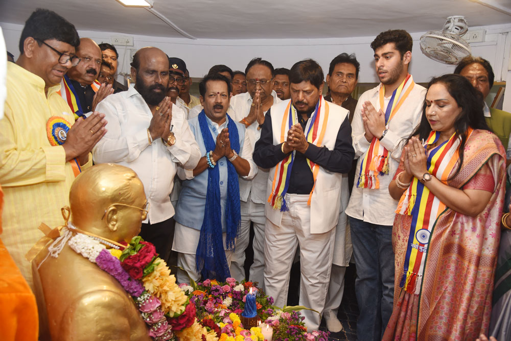 Leaders Paying Tribute to Bharatratna Mahamanav Dr. B.R. Ambedkar on 135th year Jayanti in Mumbai.