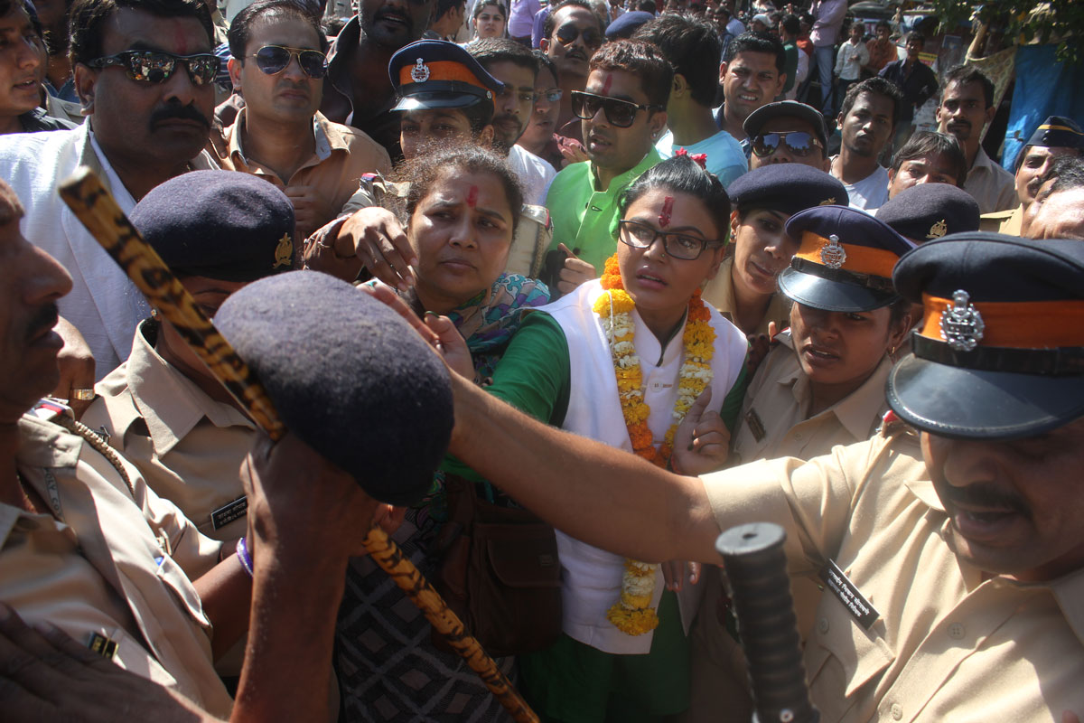MP.Candidate Rakhi Sawant Filed her Nomination Form at Bandra Dist.Administrative Collector Office.