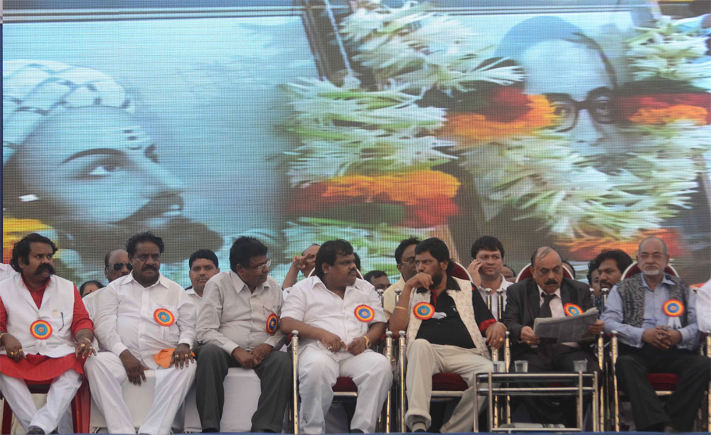 RPI LEADER RAMDAS ATHAVALE AT CHUNABHATTI IN NIRDHAR PAKKA MELAVA.