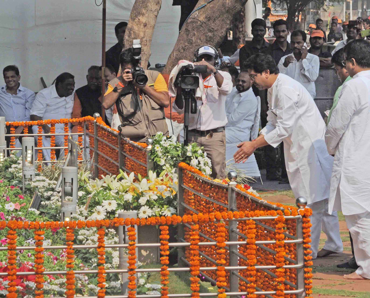Tribute to Shivsena Supremo Late.Balasaheb Thakarey On his 2nd Death Anniversary at Dadar Shivaji Park.