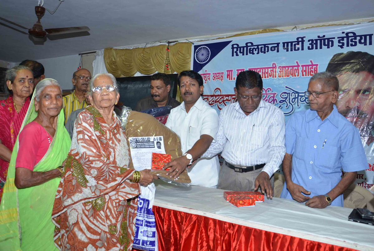 RPI PRESIDENT RAMDAS ATHAWALE BIRTHDAY CELEBRATION AT MUMBAI DADAR NAIGAON.