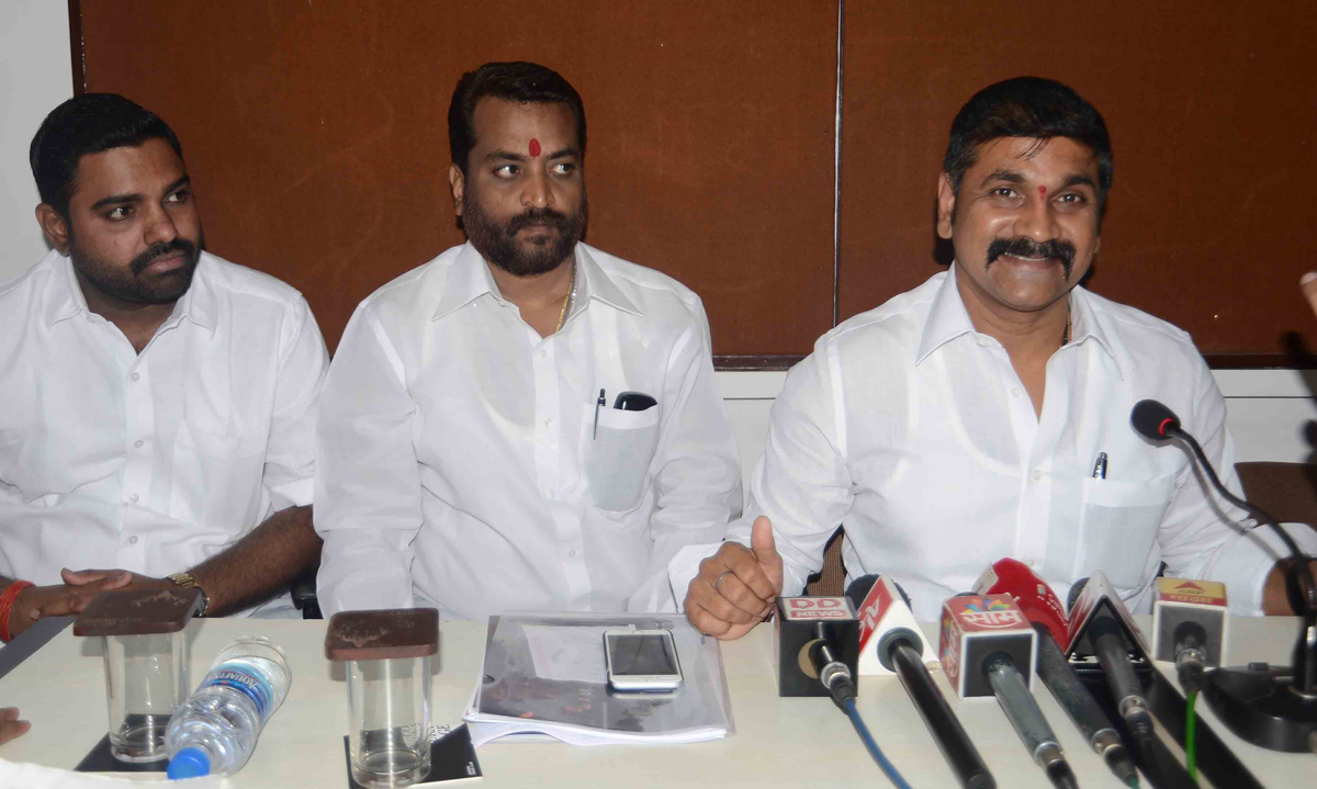 NCP Mumbai President Sachinbhau Ahir Press Conference.