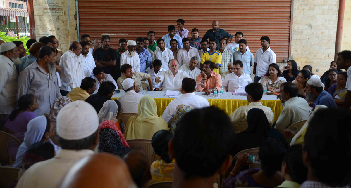 M.P.& EX UNIUON MINISTER GURUDAS KAMAT JANSAMPARK ABHIYAAN AT GOREGAON (W).