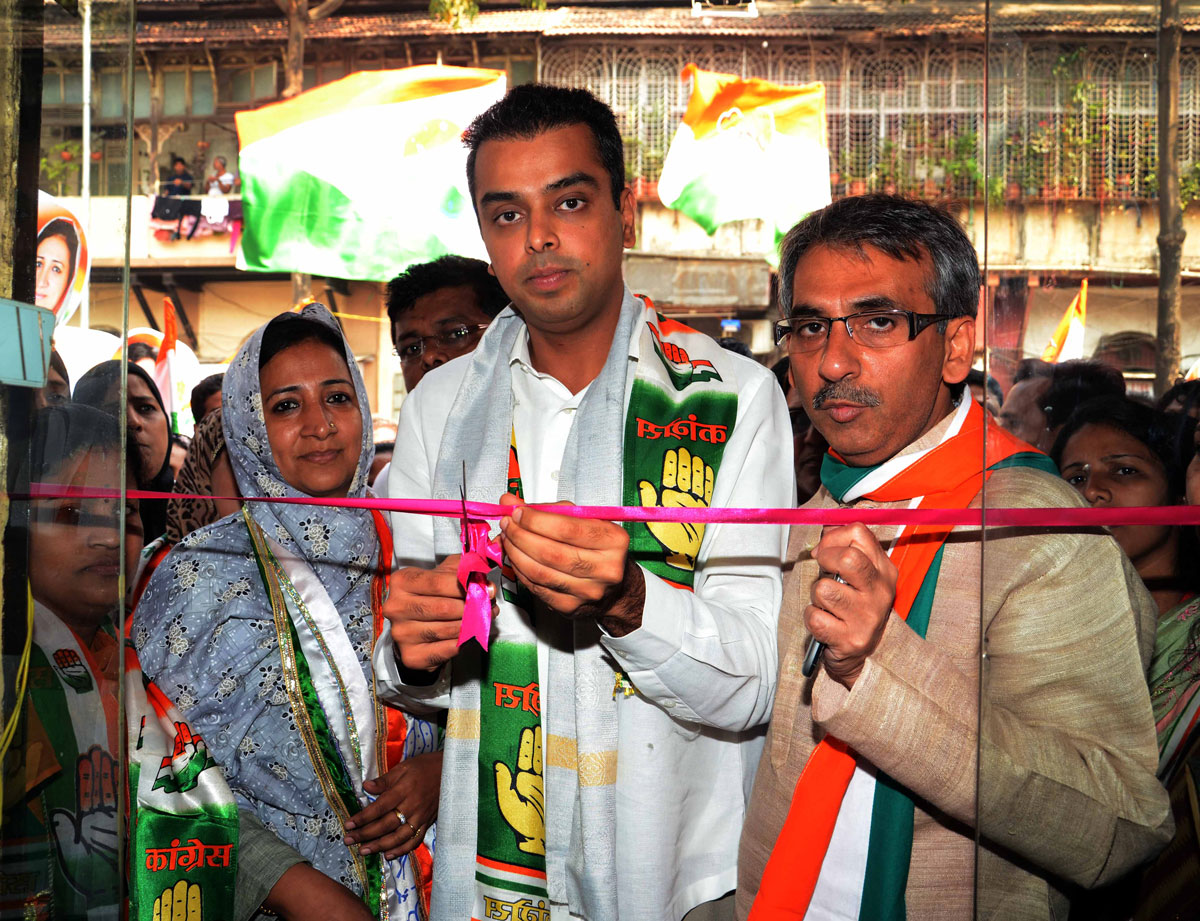 MP.& UNION STATE MINITER MILIND DEORA INAUGURATING ELECTION OFFICES OF VARIOUS CANDIDATES IN SOUTH MUMBAI