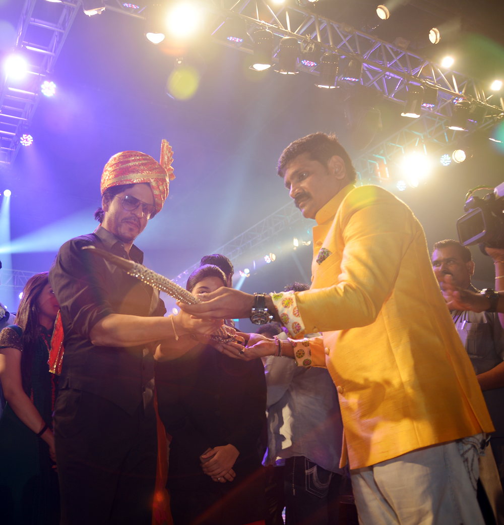 GOVINDA ALA RE ALA !!!!!!