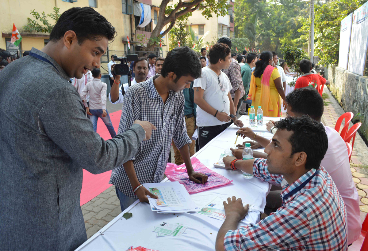 JOB FAIR ORGANISED BY MYC PRESIDENT GANESH KUMAR YADAV AT ANTOP HILL.