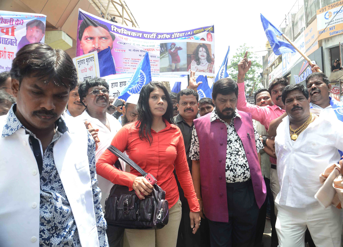 RPI Leader Ramdas Athawale Protest with Party Workers at Borivali against Radhe Maa Issue.