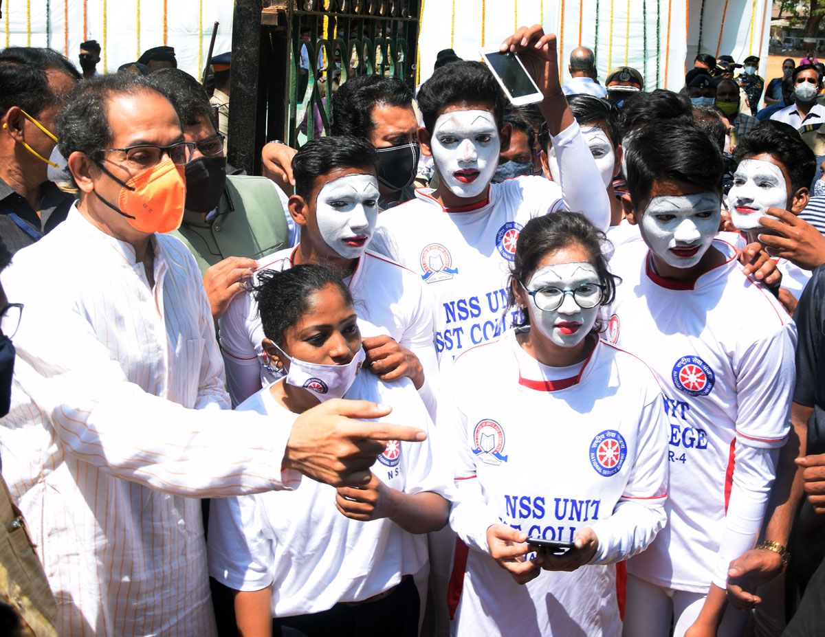 Chief Minister Uddhav Thackarey inaugurates Azadi Ka Amrut Mohstav at August Kranti Maidan.