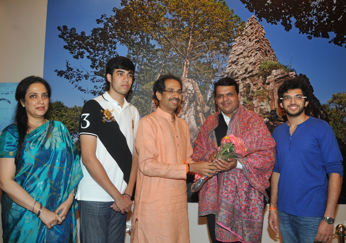 Chief Minister Devendra Fadnavis Visited Shiv Sena Chief Uddhav Thackeray's Photo Exhibition at Jehangir Art Gallery.